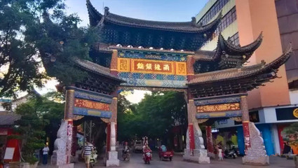 建水县五一假期接待游客近20万,旅游收入超一亿!
