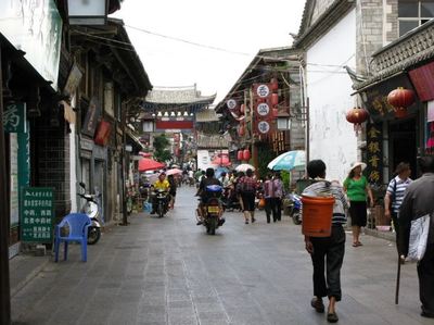 “滇南邹鲁”建水行(一)燕子洞、建水古城