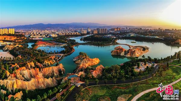 红河:“融”字当先 打造“云南旅游新方向”