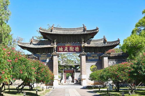 中国第二大文庙藏在云南小城，占地7.6万平米宛如皇宫，低调到很多人都不知道