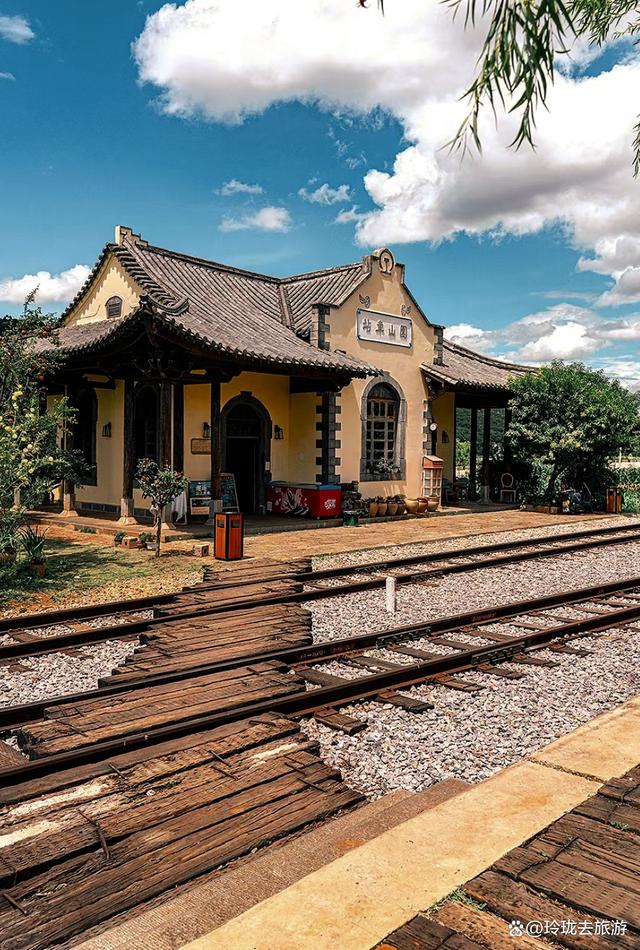 云南建水旅游攻略 探索千年古城的必去景点