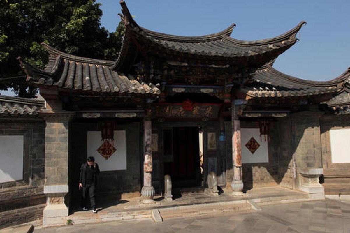 建水古城 时光雕琢的滇南秘境，一场穿越千年的心灵之旅